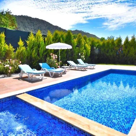 Vilă Kayakoey 4 Bedroom With Private Pool Fethiye