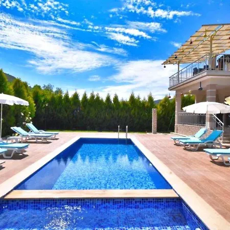 Kayakoey 4 Bedroom With Private Pool فيلة *