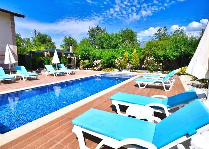 Kayakoey 4 Bedroom With Private Pool فتحية